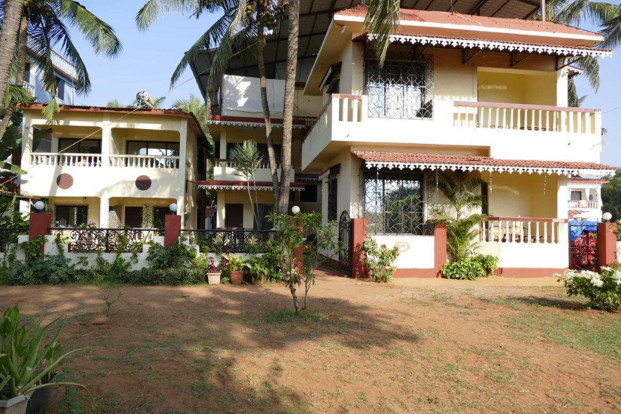 Shanu'S Seaside Inn - A Guesthouse, 100 Metres To Candolim Beach Exterior foto