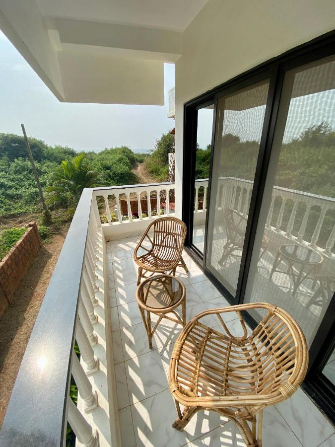 Shanu'S Seaside Inn - A Guesthouse, 100 Metres To Candolim Beach Exterior foto